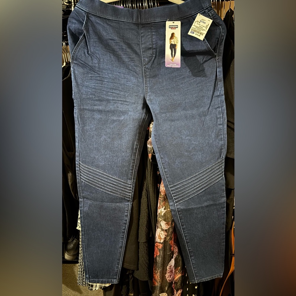 HUE Women's Dark Blue Jeggings